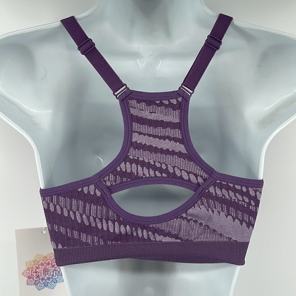 Bella Movement purple lilac lavender sports bra slimming fit NEW NWT small soft - Picture 4 of 13